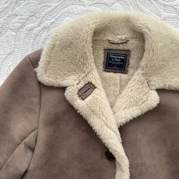 Abercrombie & Fitch - Faux Shearling Coat - Taupe - Picture 3 of 10